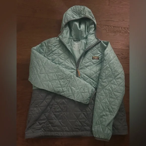 L.L. Bean Pullover Quilted Hoodie - Picture 4 of 5